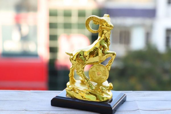 Sinh năm 1991 mệnh gì hợp màu gì? Tử vi tuổi tân mùi 10 1991 mệnh gi