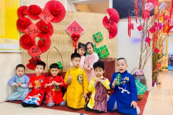 25+ Mẫu trang trí tết mầm non đẹp 48 trang trí tết mầm non