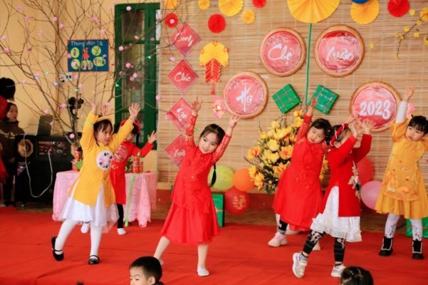 25+ Mẫu trang trí tết mầm non đẹp 67 trang trí tết mầm non