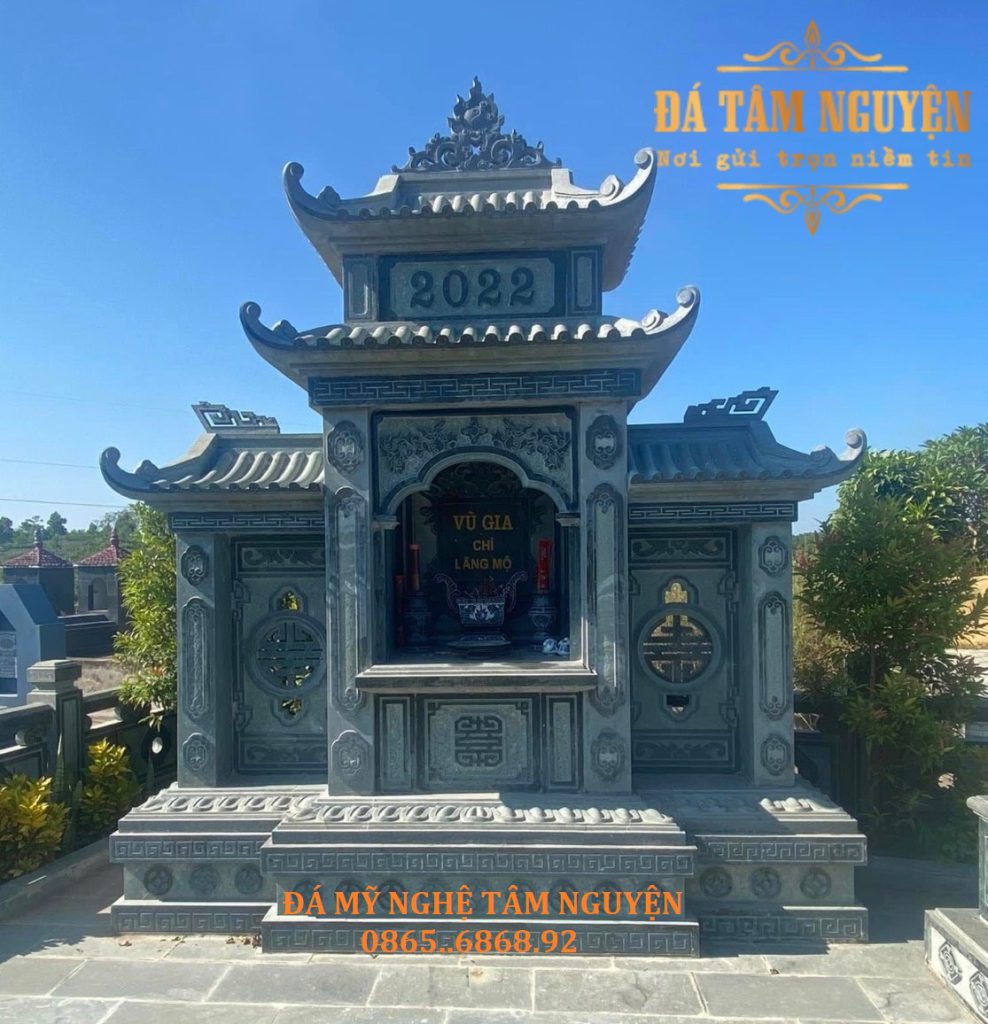 Lăng mộ thờ đá xanh rêu