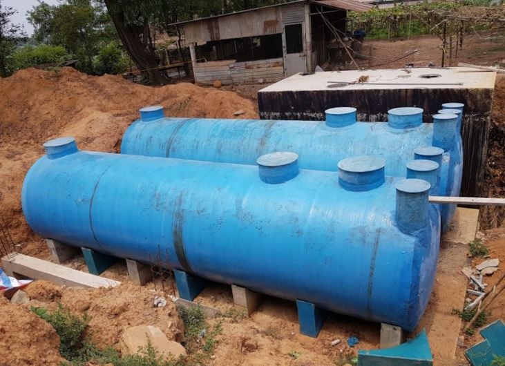 Dịch Vụ Gia Công Bồn Composite (FRP) Theo Yêu Cầu: Chất Lượng Cao, Giá Tốt Tại Xưởng 11 Bồn xử lý nước thải Composite với khả năng chống thấm tuyệt đối
